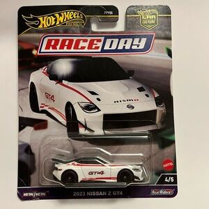 Hotwheels Premium Race Day 2023 Nissan Z GT4